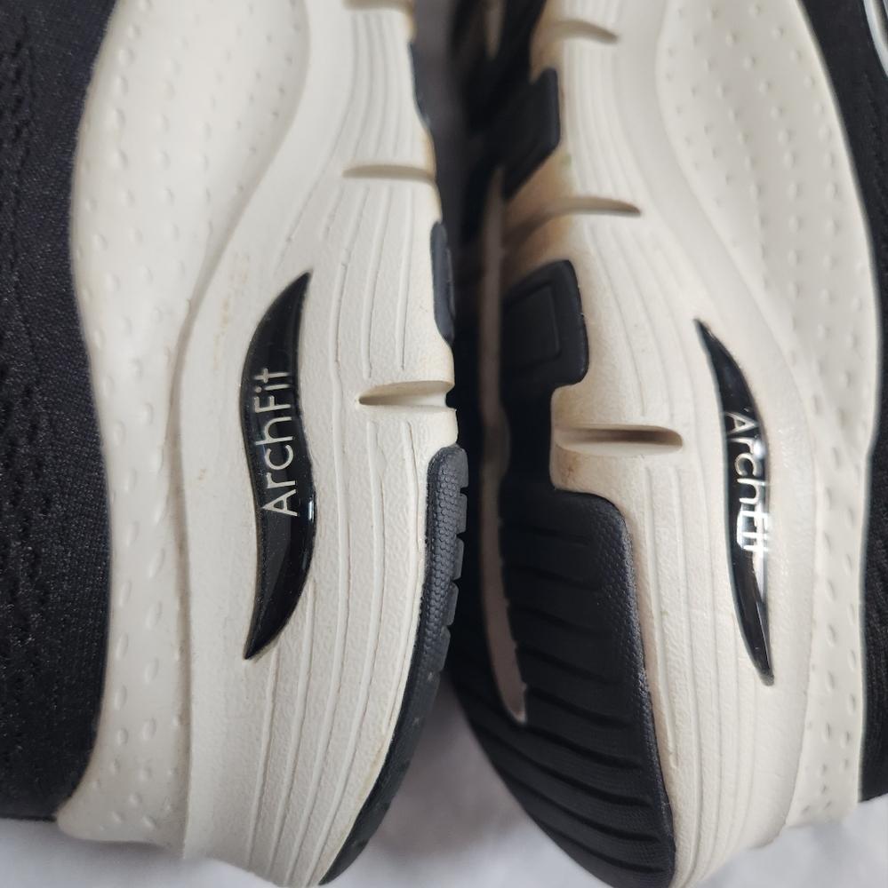 Skechers Black Sneakers 11 - Picture 6 of 11